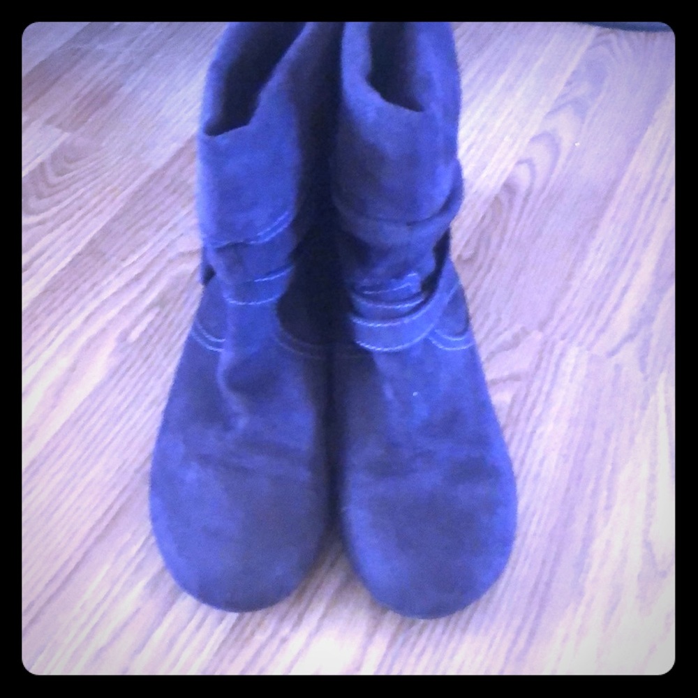 These are some boots olny been worse once